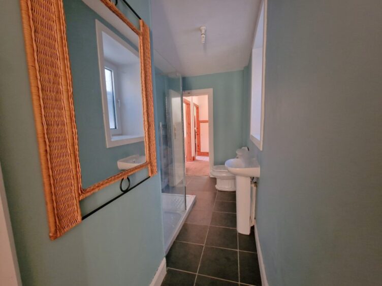 shower room in 5-bed property on Fife coast 