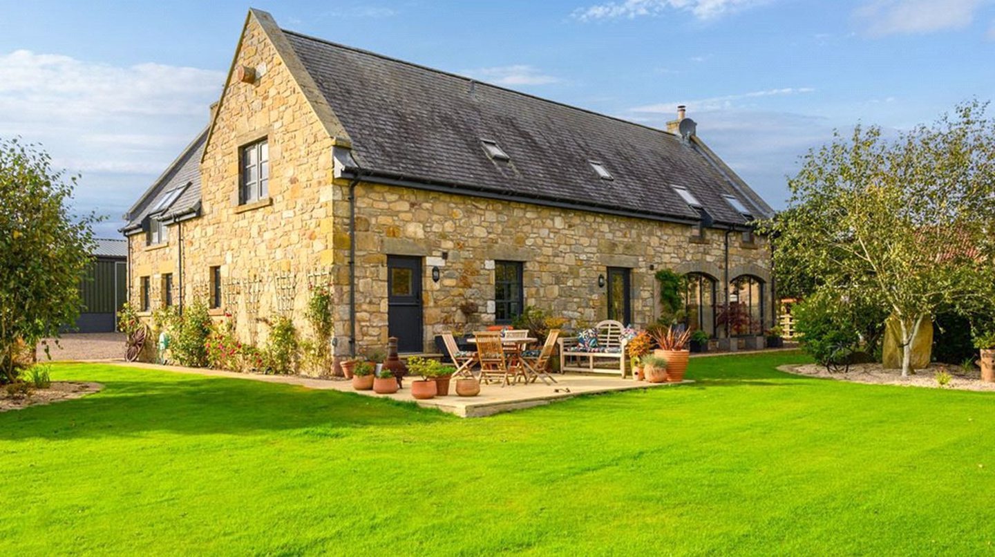 Old Stables near Devilla Forest in Fife for sale at £725k