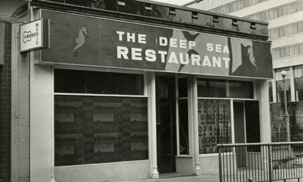 The outside of The Deep Sea restaurant in 1967. Image: DC Thomson.