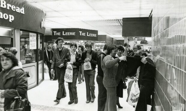 Shoppers inside the Keiller Centre in 1980. Image: DC Thomson.