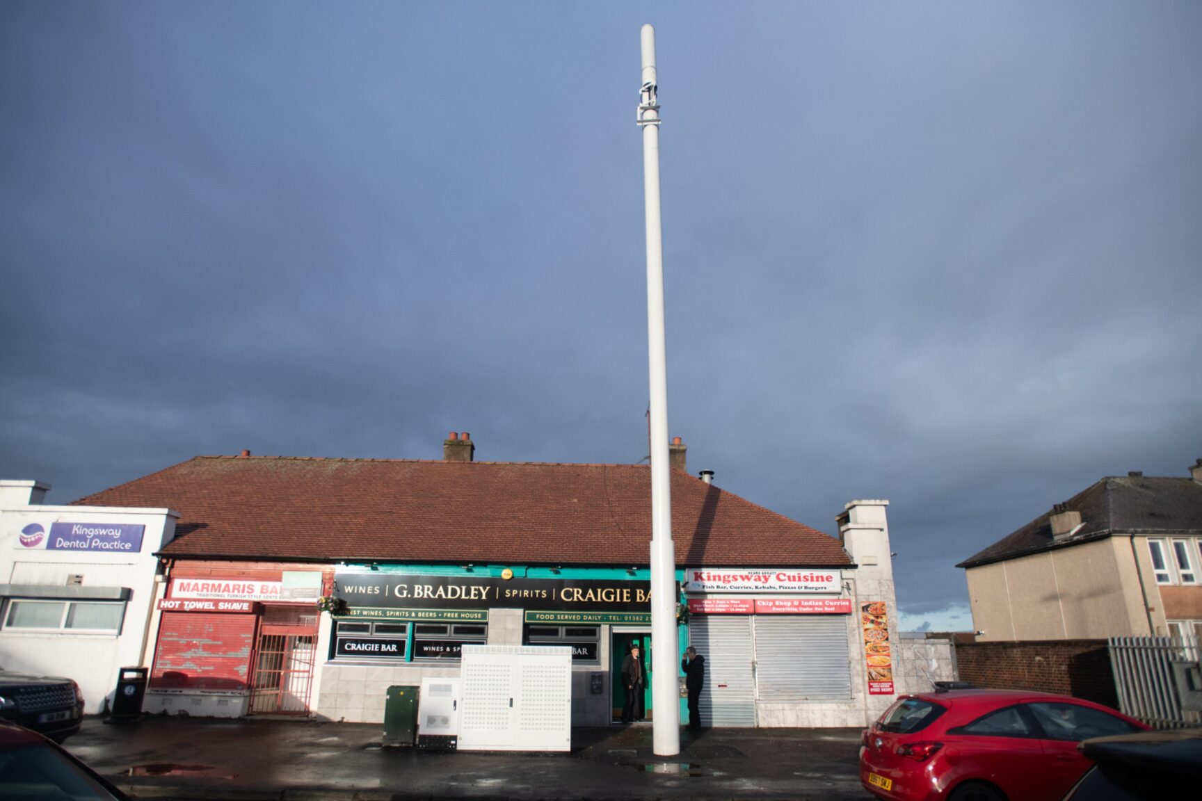 Craigie Bar Dundee pub boss rages over huge phone mast