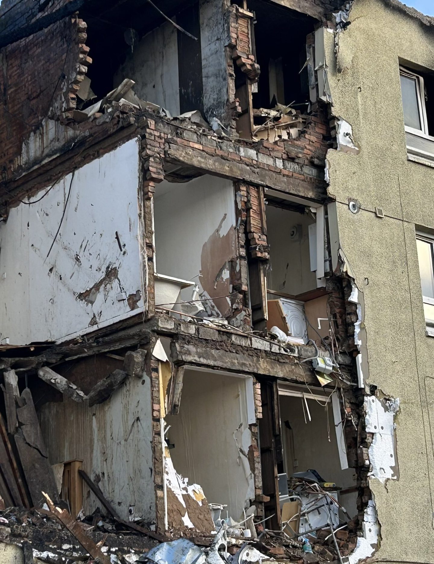 Lochgelly flats torn down with family belongings still inside