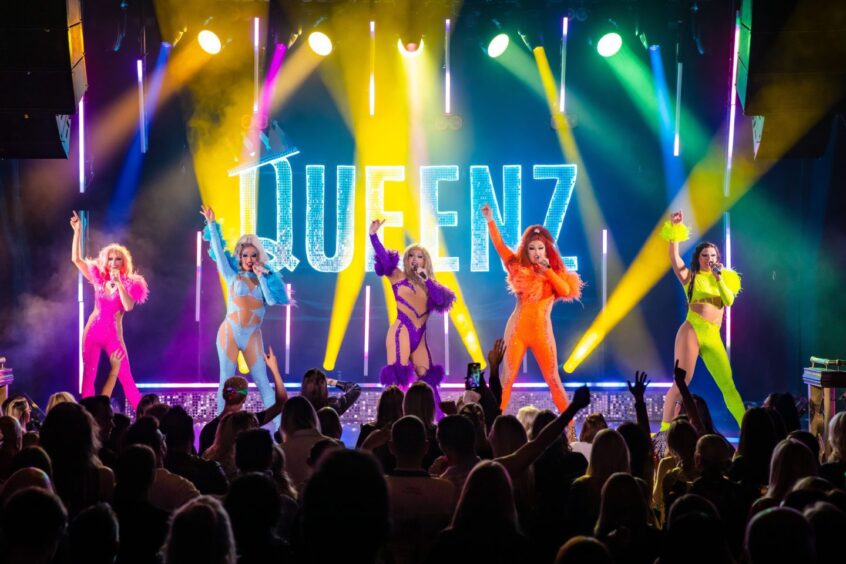 Prepare for a night like no other with Queenz.