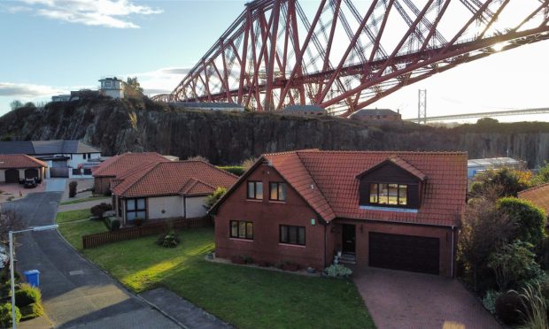 The North Queensferry house sits under the Forth Bridge. Image: eXp UK