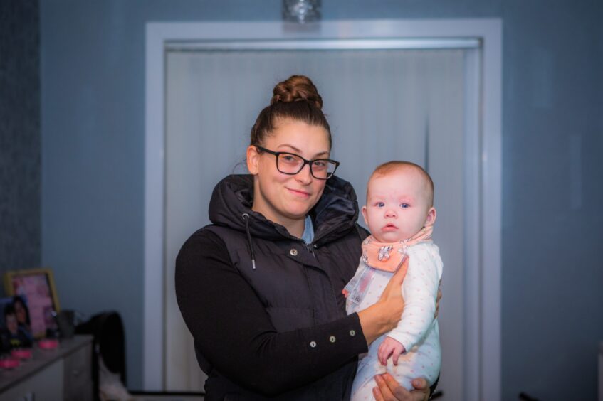 Dundee mum Toni Ogilvie and her five-month-old daughter Arlow.