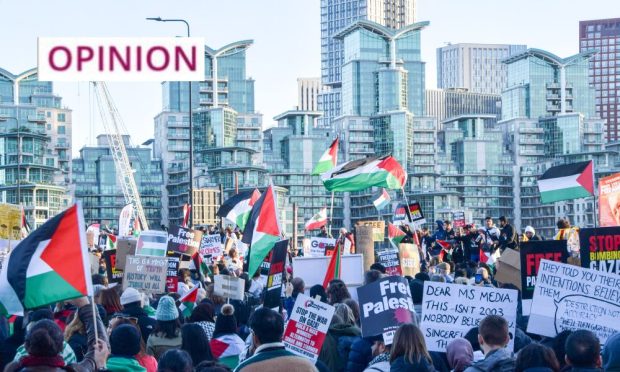 Thousands march in London in solidarity with Palestine. Image: Vuk Valcic/Shutterstock.