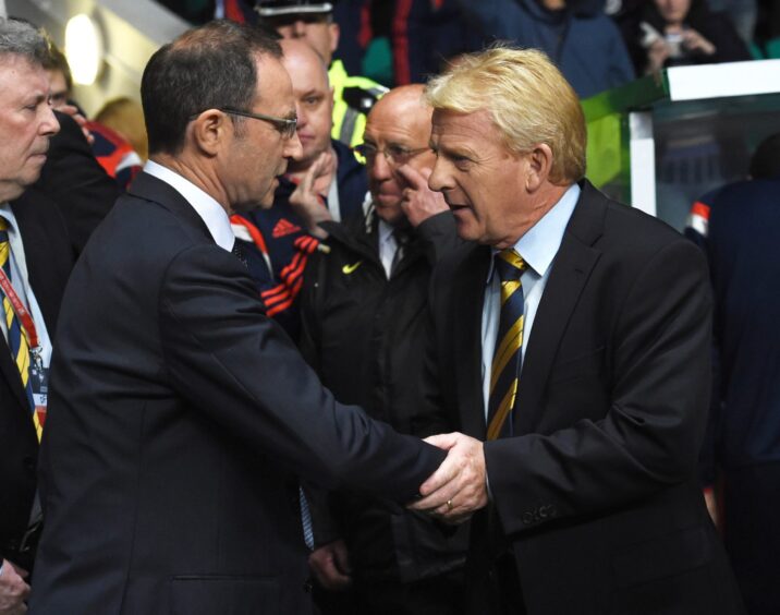 Republic of Ireland manager Martin O'Neill (left) shakes hands with Scotland manager Gordon Strachan, 2016. 