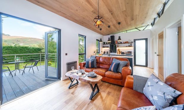 Auchterhouse cabin advertised on Airbnb.
