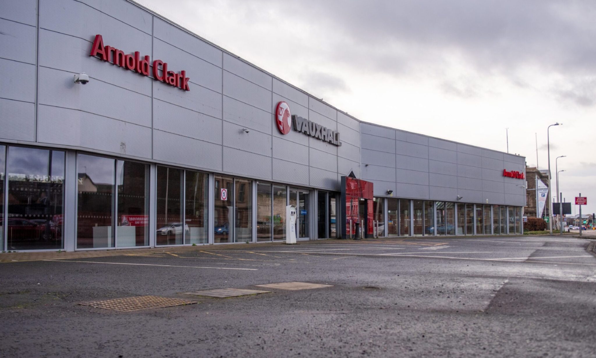 Arnold Clark closes East Dock Street showroom after 27 years