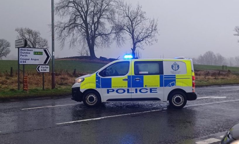The A90 near Forfar was closed at McDonald's due to Storm Gerrit.