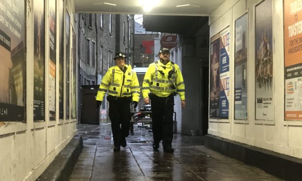 Police in Dundee city centre during a crackdown this week. Image: James Simpson/DC Thomson