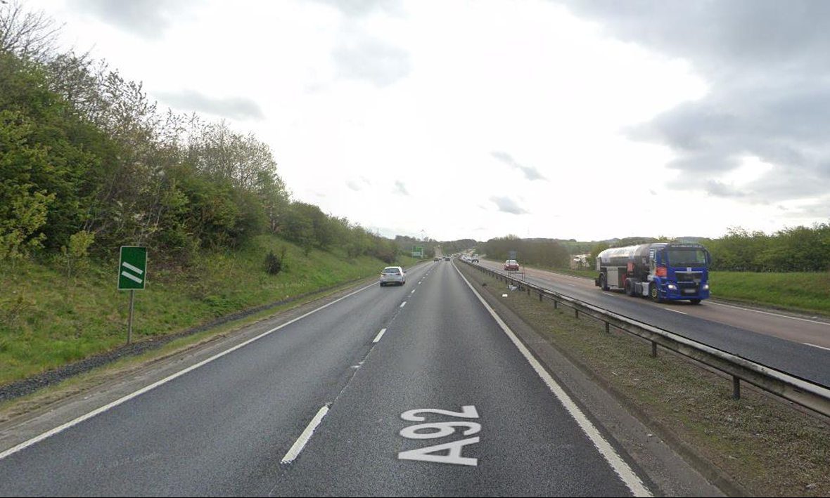 The A92 has been partially blocked due to a crash near Lochgelly. Image: Google Maps