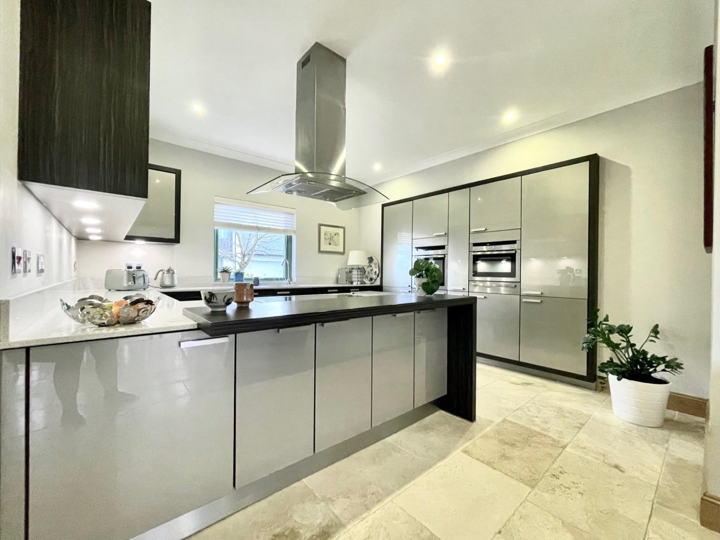 The modern grey kitchen