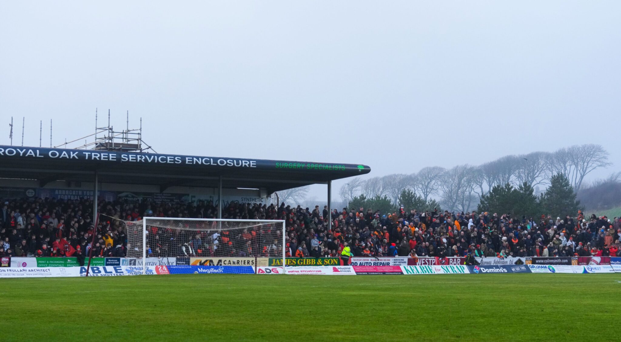 Arbroath 0-3 Dundee United: Louis Moult & Middleton Strike