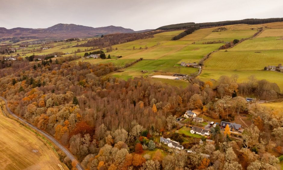 Upper Tomnabrachd cottage is surrounded by Perthshire scenery. 