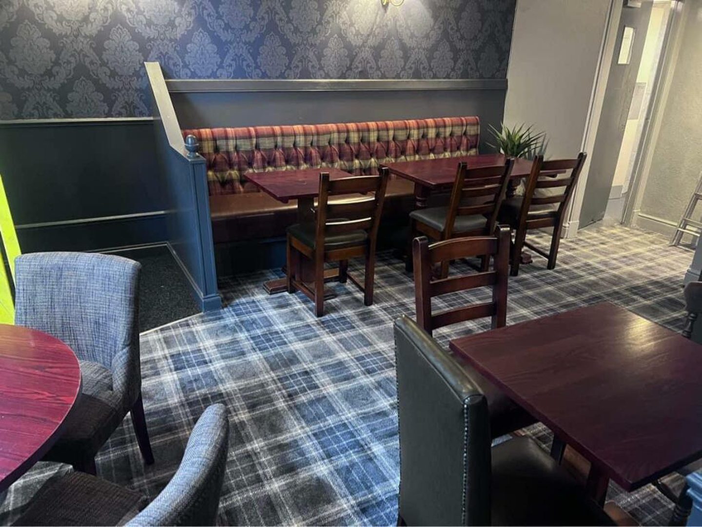 Benson's Bar in Dundee up for sale