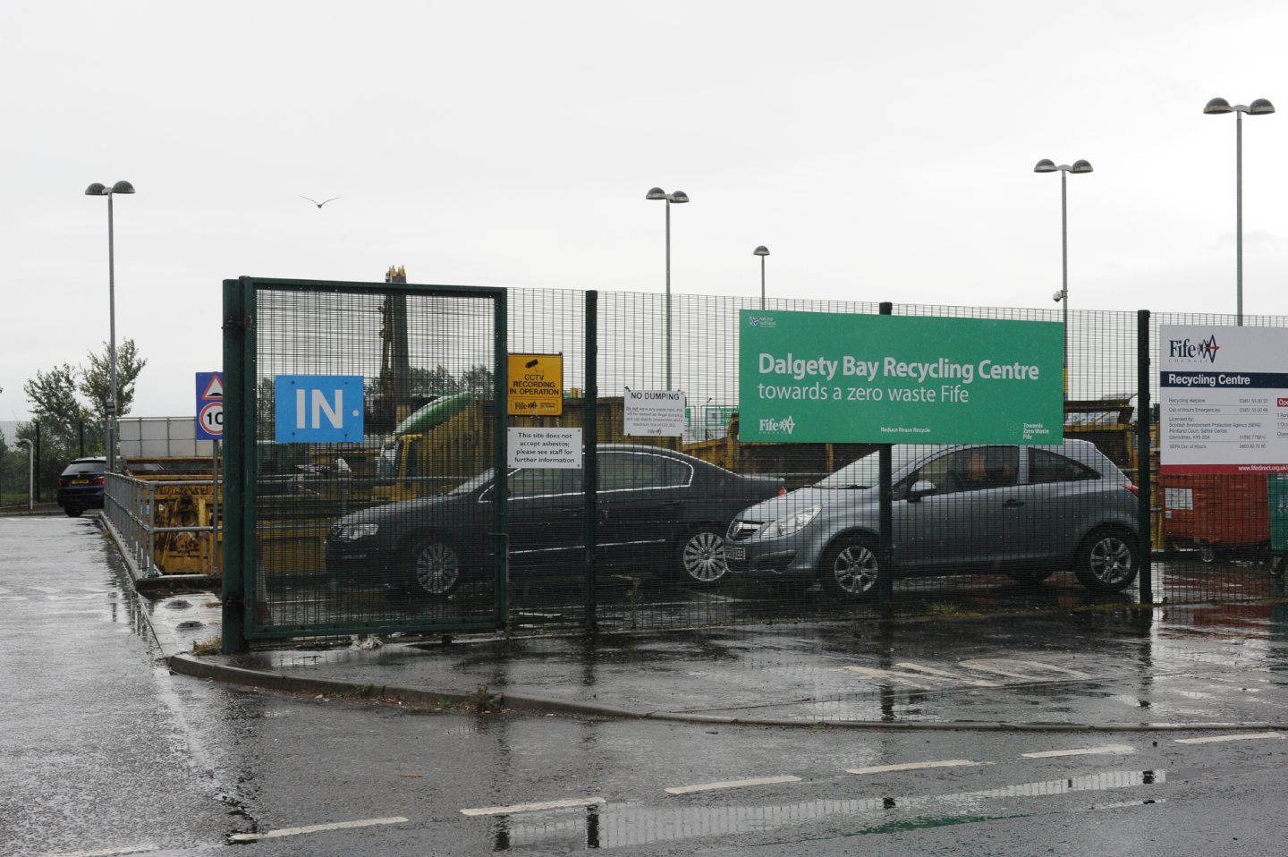 Booking system for Dalgety Bay recycling centre amid safety fears