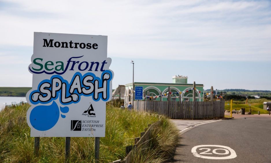 Montrose seafront Splash