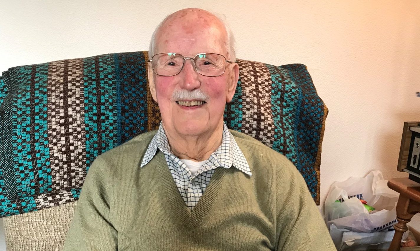 Dr Colin Walker Dundee special care baby unit founder dies at 100