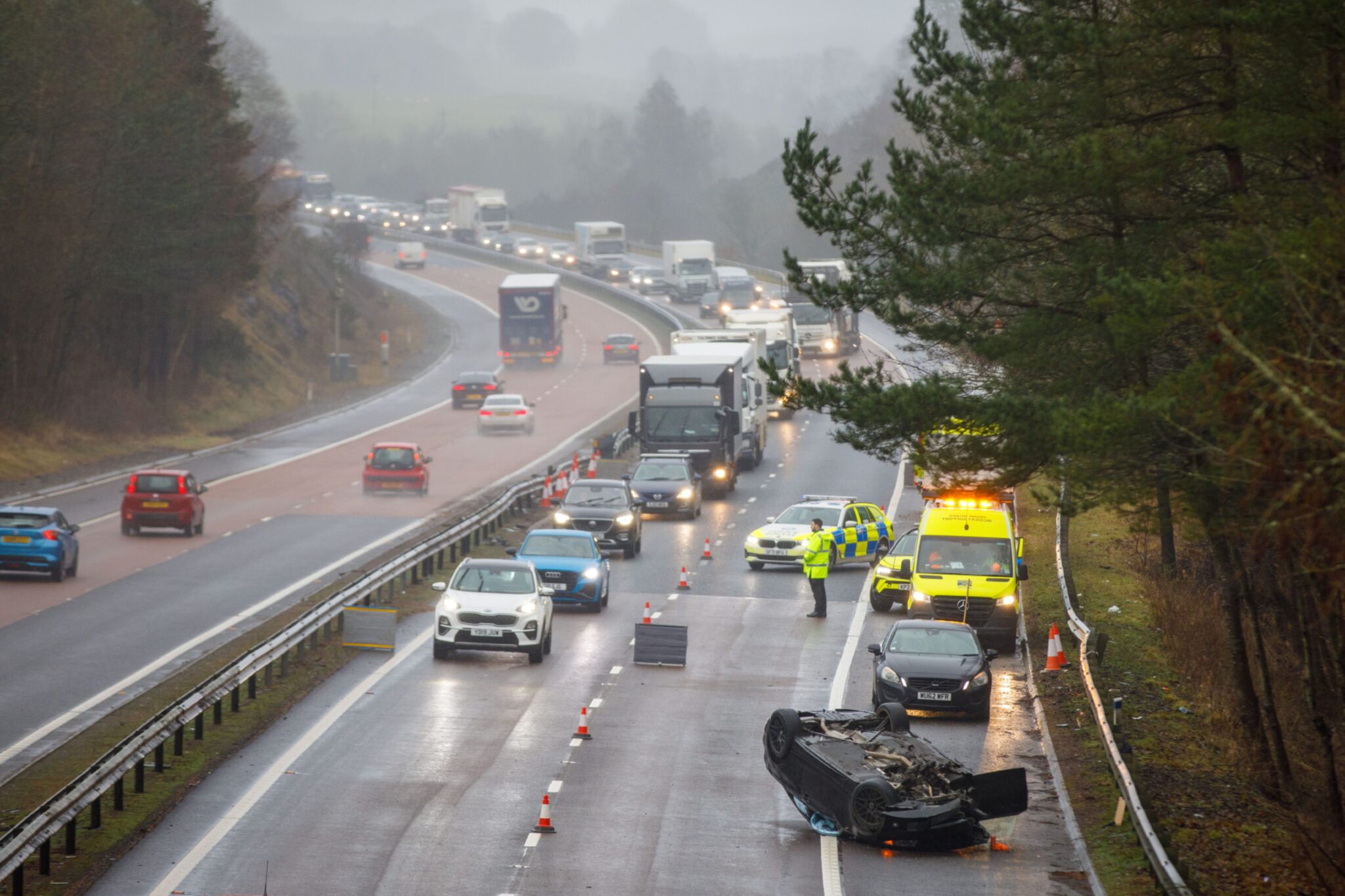 Two people taken to hospital after crash on M90 near Glenfarg