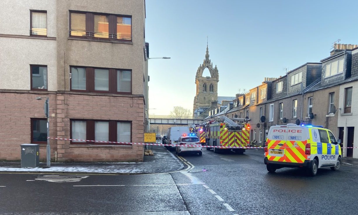 Scott Street in Perth sealed off after fire at a flat