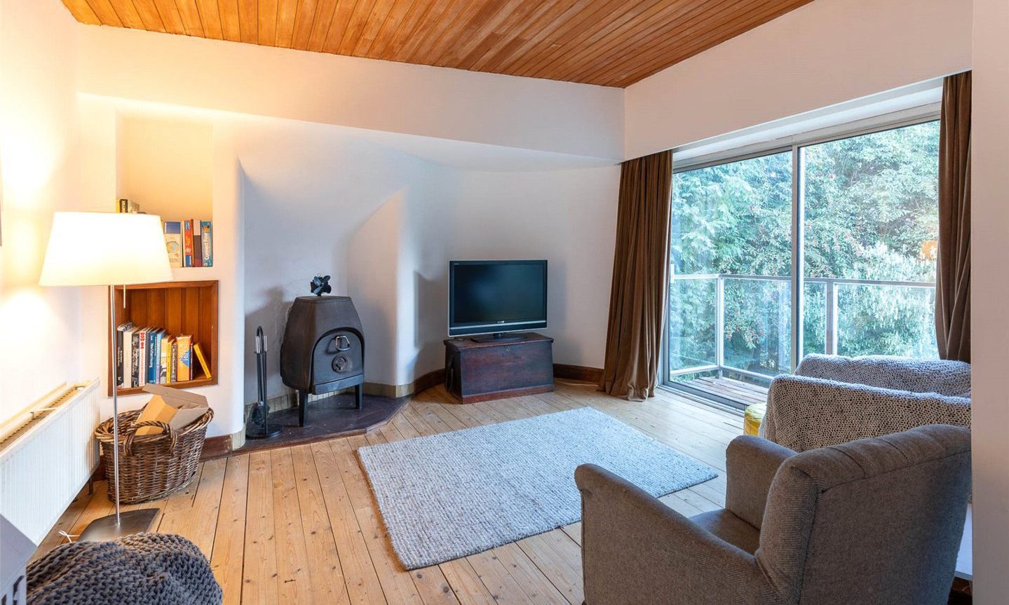 Fivebedroom villa nestled in the Carse of Gowrie woodland for sale