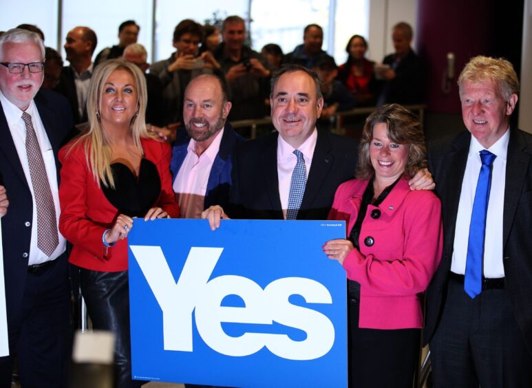 First Minister Alex Salmond with business leaders including Sir Brian Souter. 