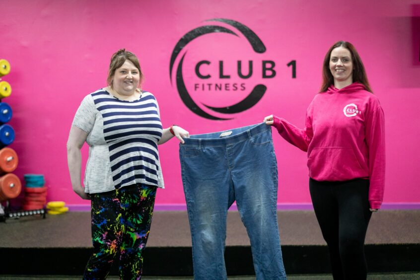 Forfar slimmer Kylie Bowie with PT Kim MacDonald