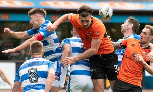 Dundee United and Morton doing battle