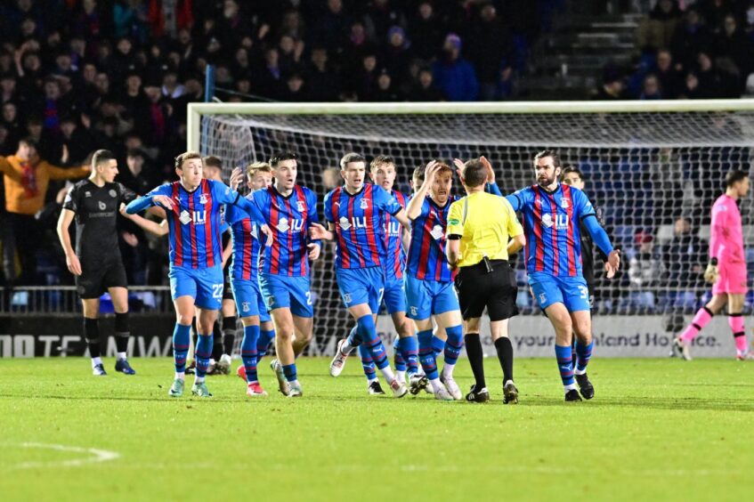 Inverness were denied a late penalty when Liam Grimshaw handled the ball