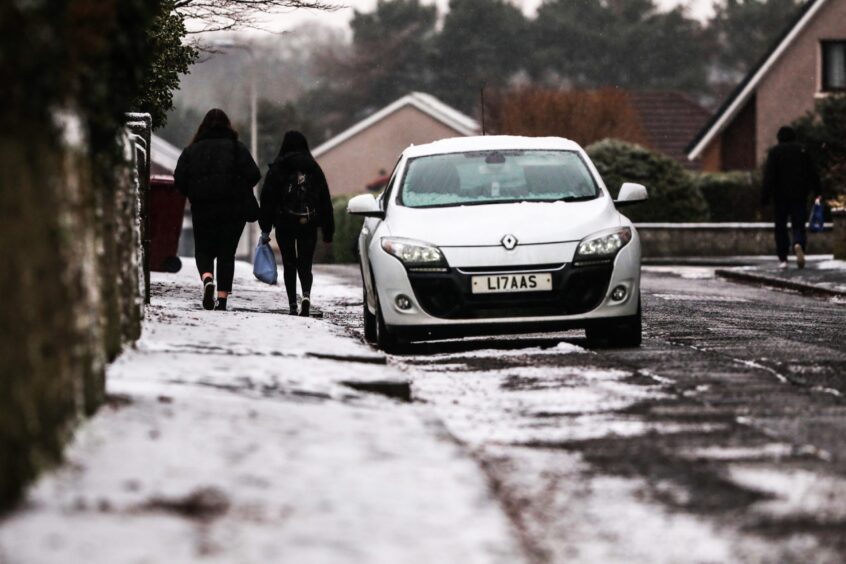 Seafield Road in Broughty Ferry got a dusting of snow on Tuesday.