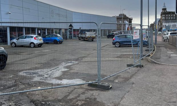 Perimeter fencing was installed at the Arnold Clark dealership, which closed in December 2023.