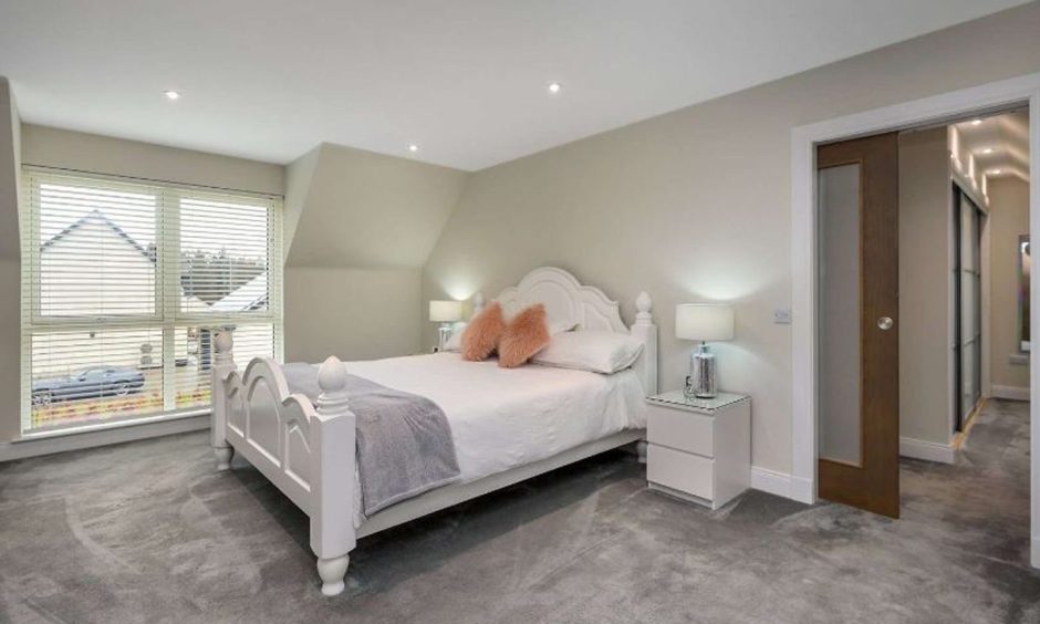 Principal bedroom suite at Beechfields near Blairgowrie.