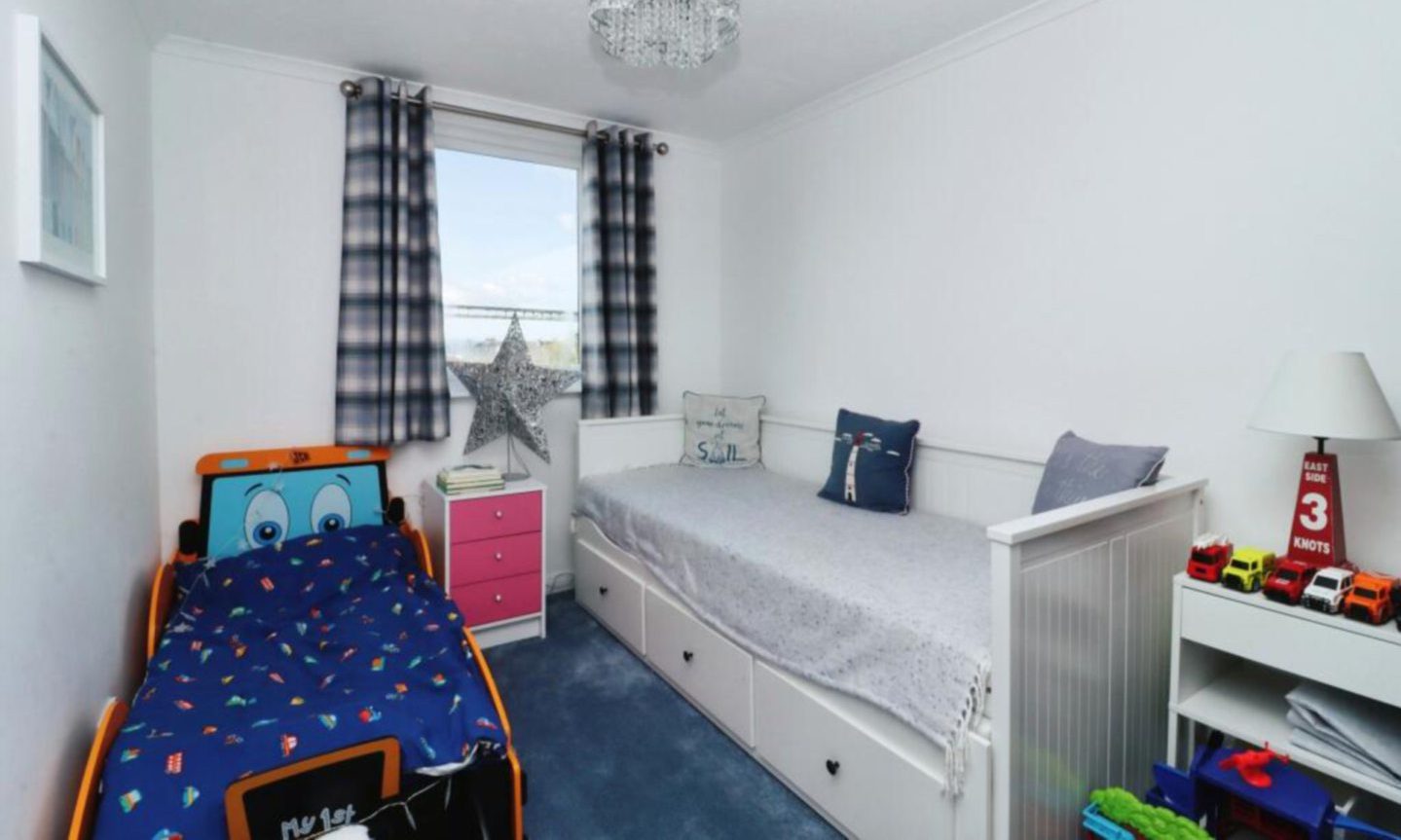 North Queensferry home has captivating view over the Forth