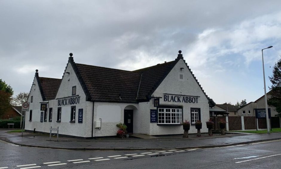 Black Abbot pub in Montrose