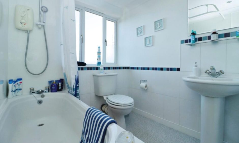 Family bathroom at North Queensferry home.