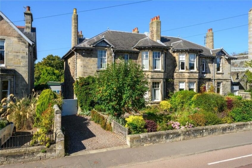 Four bed Victorian home in St Andrews 