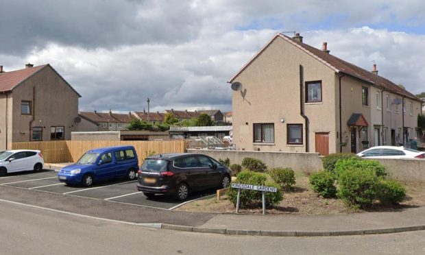 Kingsdale Gardens in Kennoway - location where two large dogs attacked a dog
