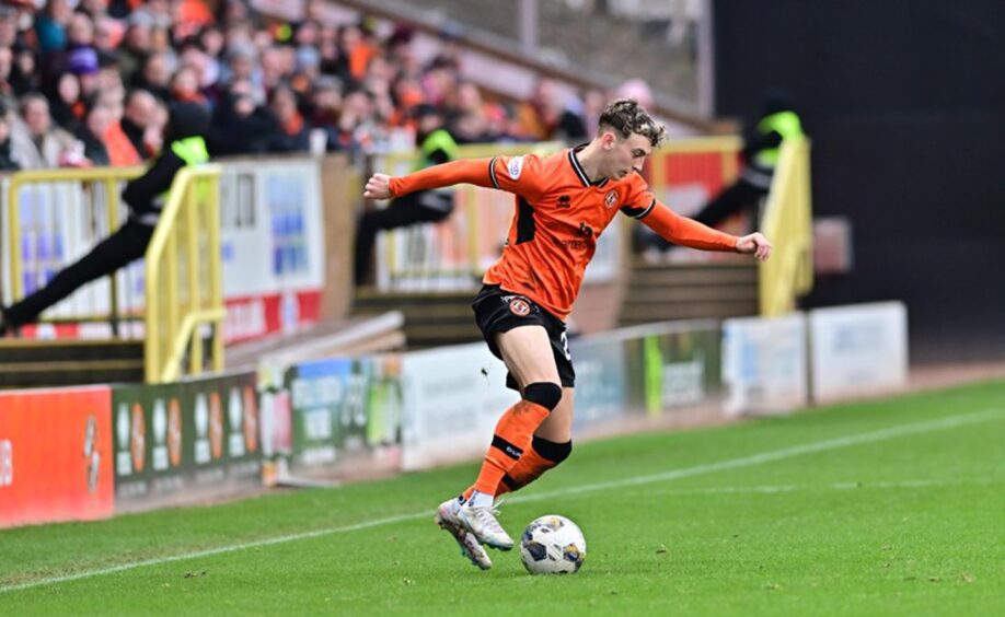 Miller Thomson on the ball for Dundee United.