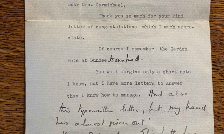 Letter from Queen Mother to Dundee woman written in 1923.