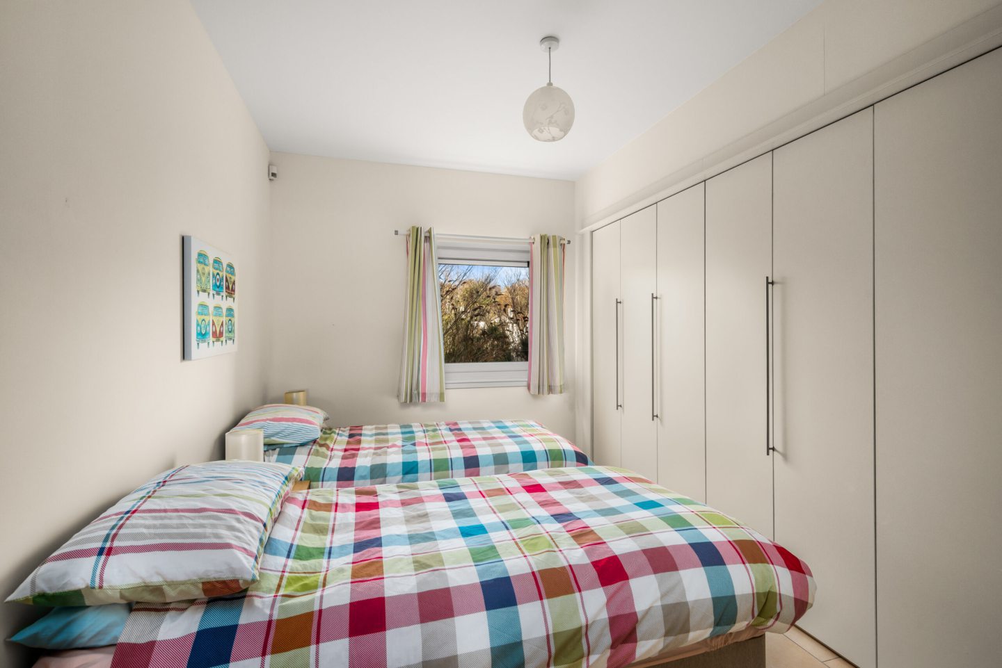 Waterfront apartment overlooking Broughty Ferry beach for sale