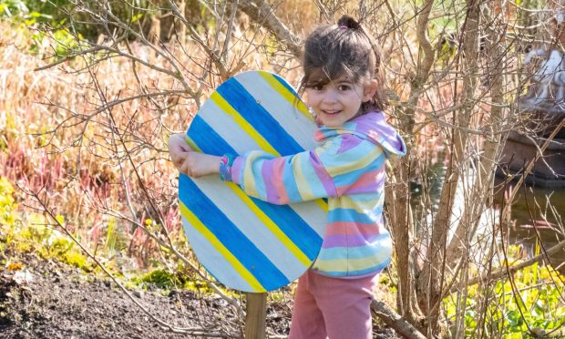 Egg-citing Easter Egg hunt at the castle, open to all visitors! The festivities extend into Monday, April 1st, offering fun for everyone at no cost. Image: Paul Reid