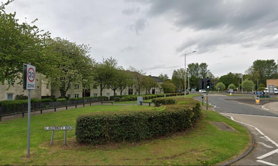 Woman, 45, dies suddenly at Glenrothes property