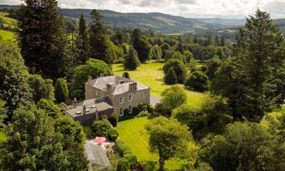 Cloidfoldich is a mansion in Highland Perthshire. 