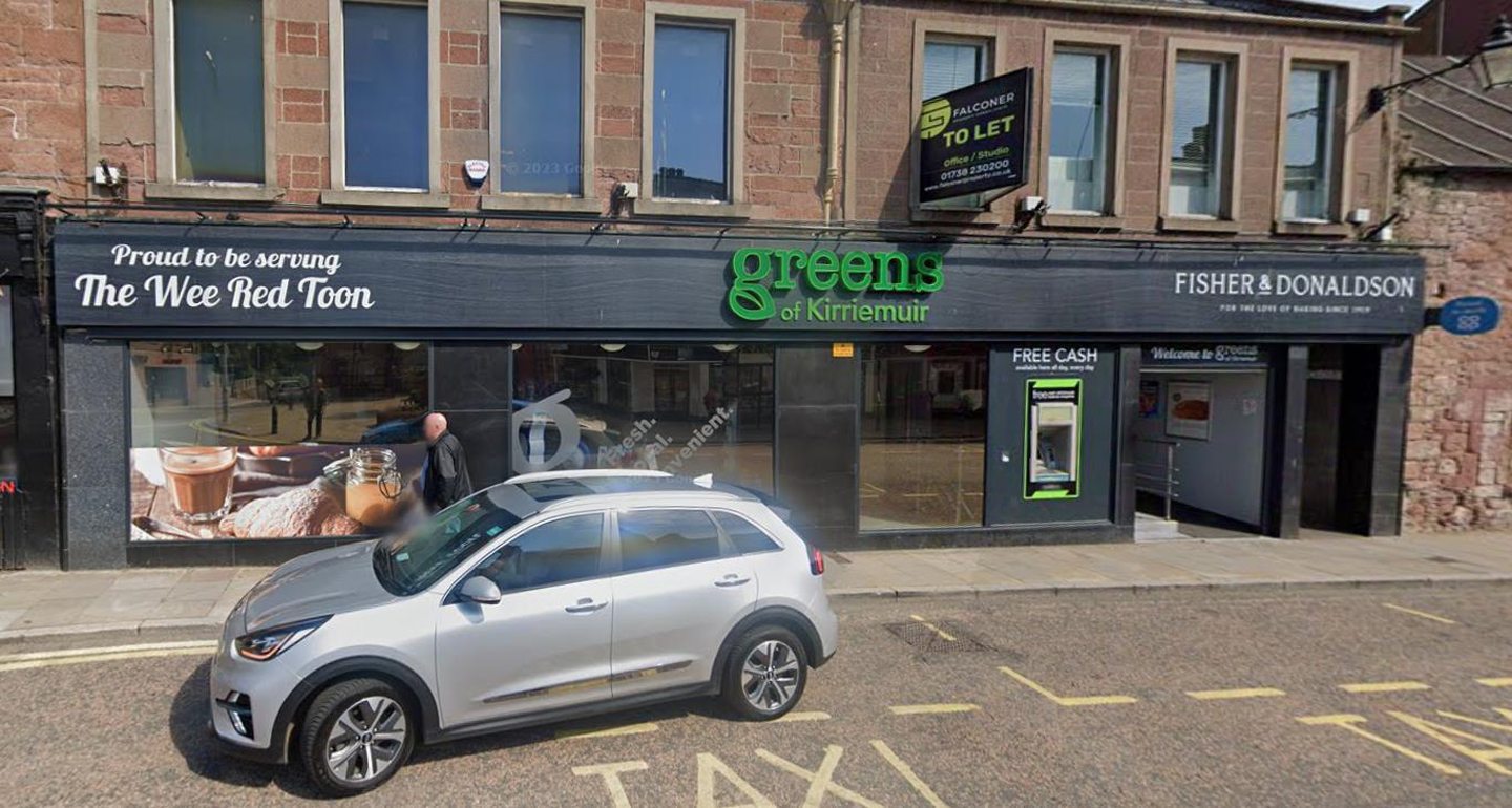 Greens of Kirriemuir: Store announces sudden closure