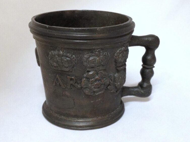 Robrt Burns tankard at Montrose museum