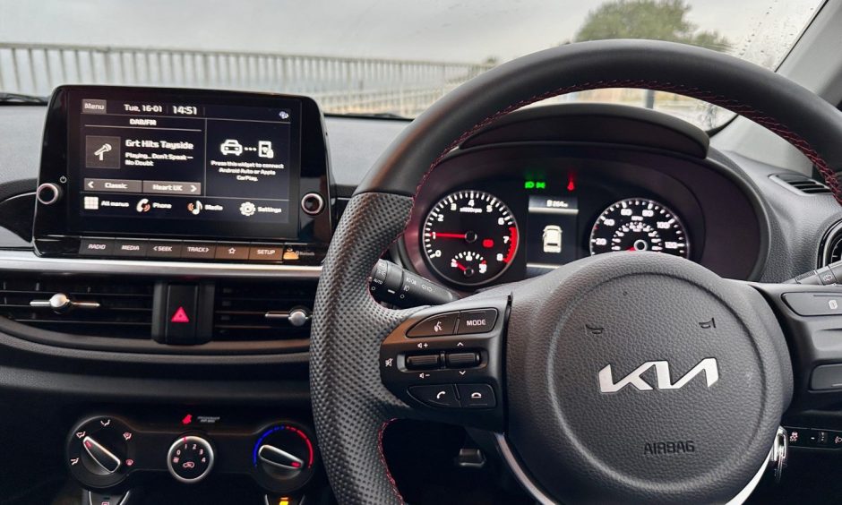 The Kia Picanto dashboard, which has an easy-to-use layout