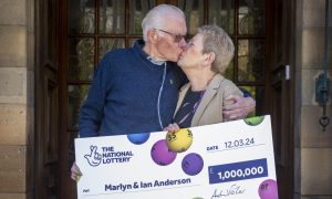 Ian and Marlyn Anderson, from Stirling, celebrate their £1m Lottery win. Image: National Lottery/Allwyn
