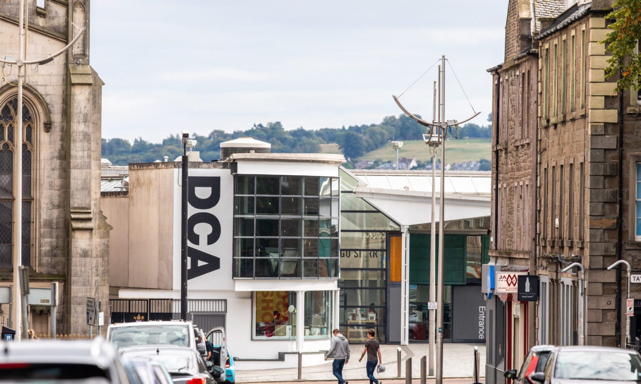 Dundee businessman hits out at city centre rubbish 'shambles'