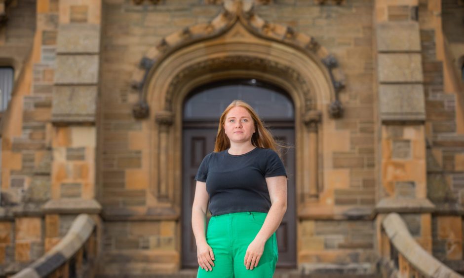 Dundee vape ban campaigner Laura Young